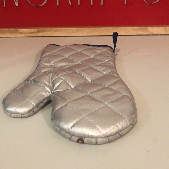 Oven Mitt - Picture 3 of 3